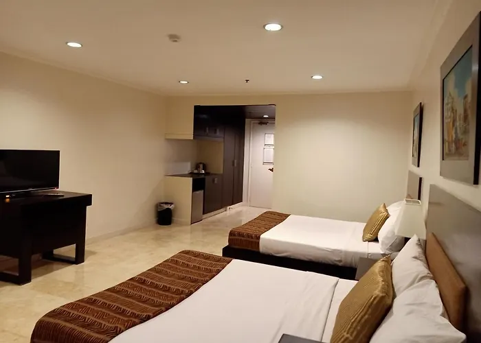 Paragon Tower Hotel